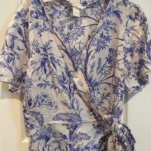 NWOT Floral Blue and White Wrap Top